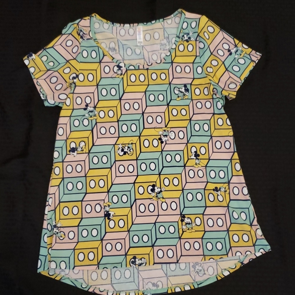 Lularoe Mickey Mouse classic tee size medium
